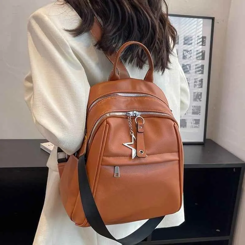 Fashion Women Cool Backpack RB541 Luxury Soft Leather School Bags