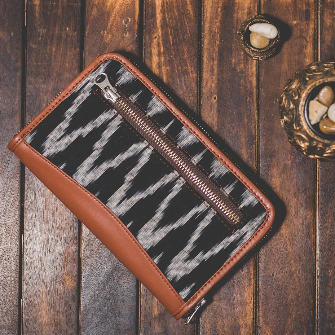 Ikat Wave Metal Chain Wallet