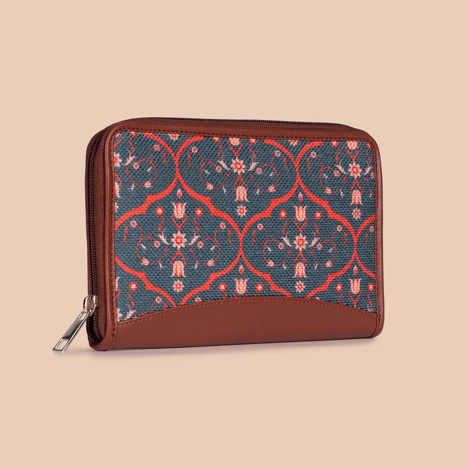 Sheesh Mahal Jaali Motif Chain Wallet