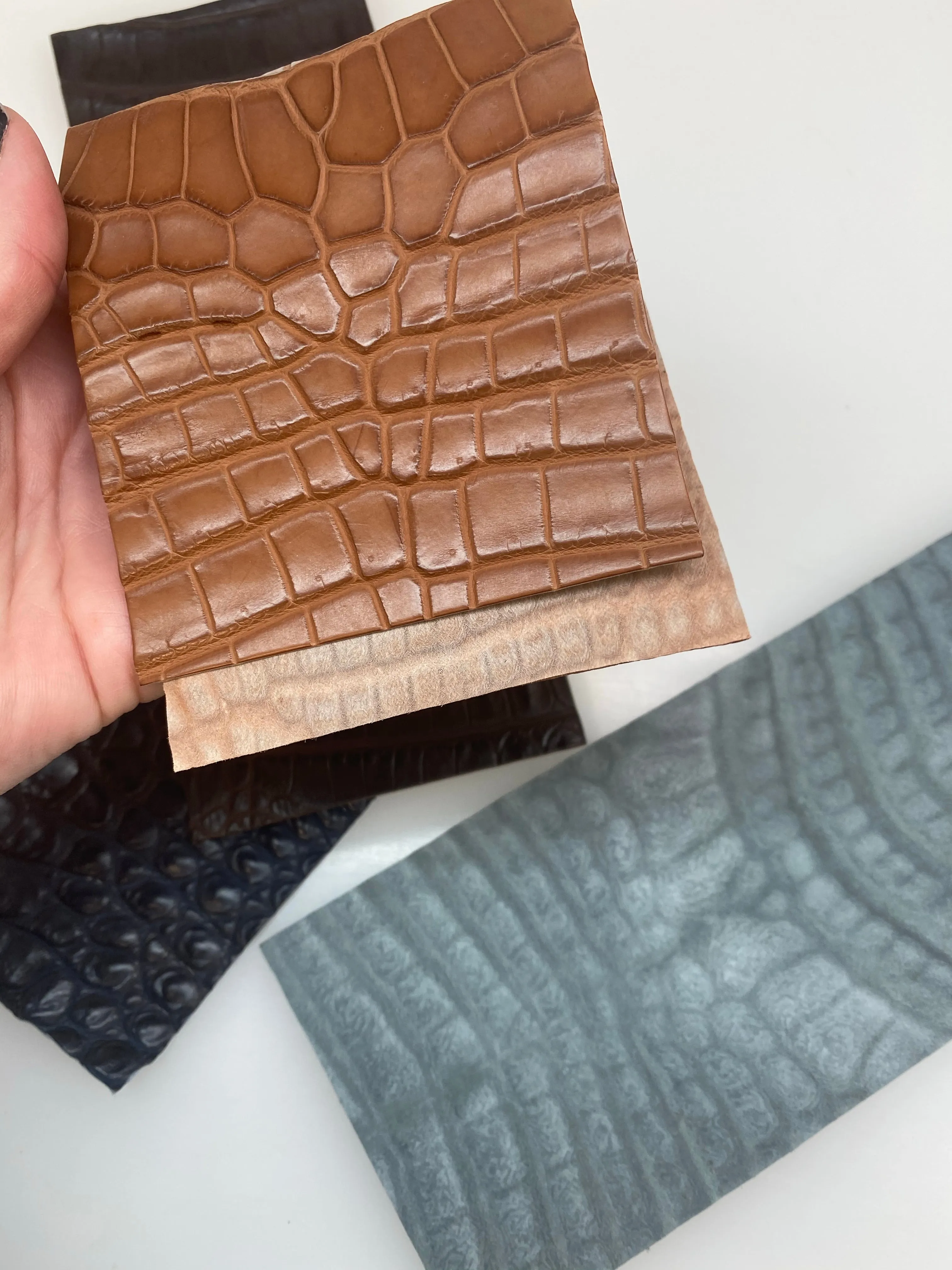 TAIL / FLANK / THROAT Nile Crocodile Leather WALLET PRE CUT PANEL