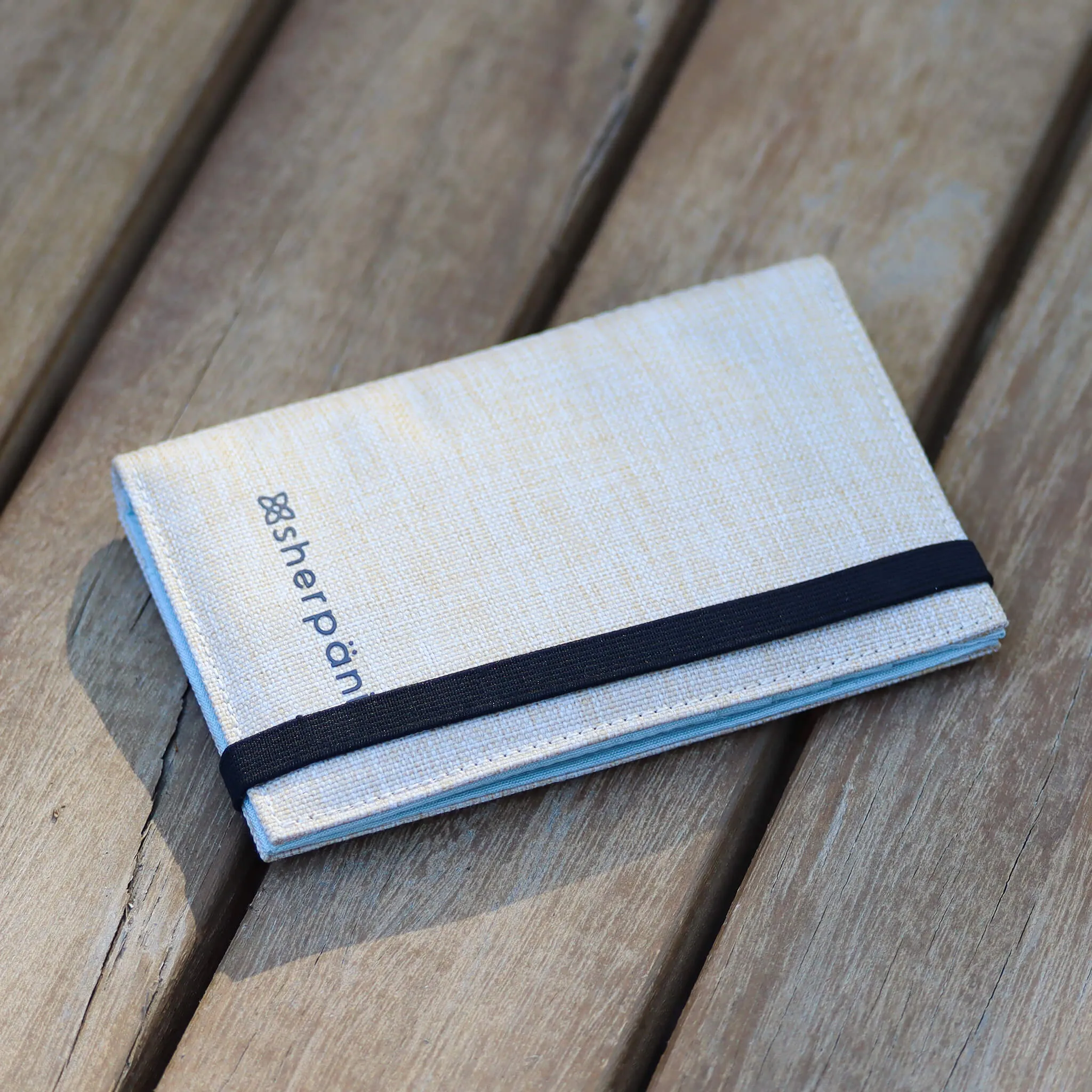 Vienna | Passport Wallet